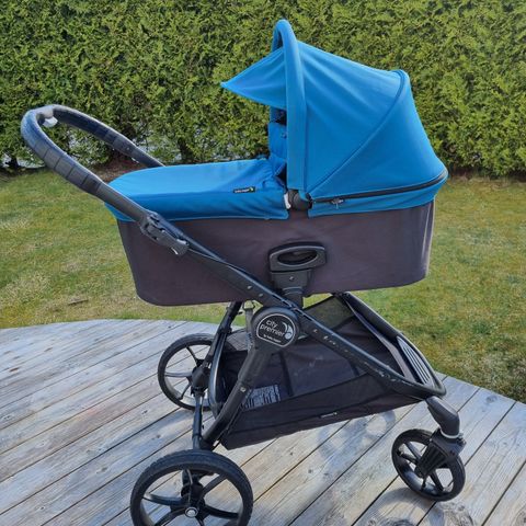 Komlett Babyjogger City premier barnevogn med Deluxe bag + sportsdel