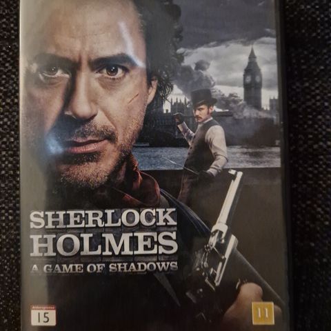 Sherlock Holmes. A game of shadow