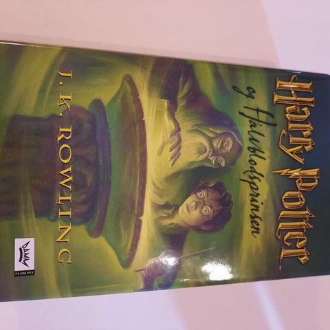 Harry Potter og halvblodsprinsen J.K. Rowling