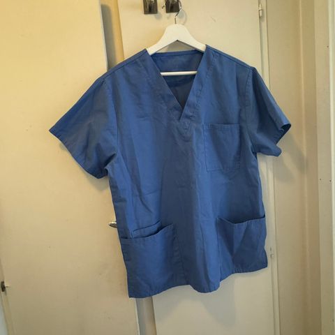 Sykepleie / helsefagarbeider uniform
