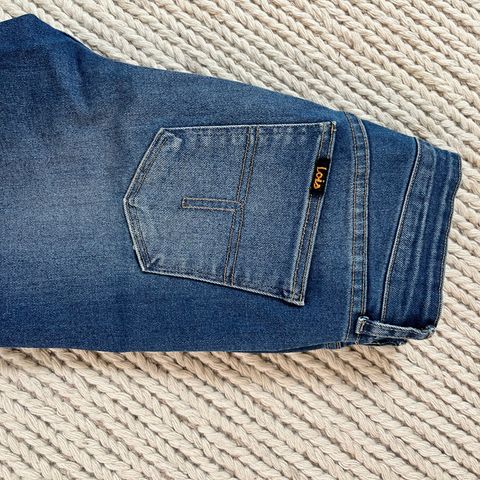 Lois jeans str 27