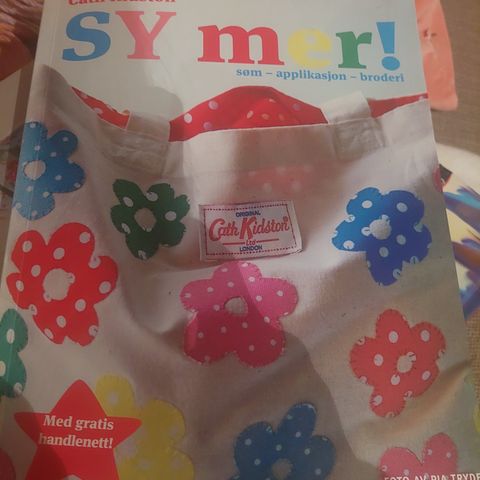 Bok "Sy mer" av Cath Kidston