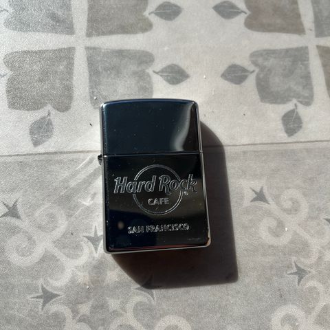 hard rock cafe zippo