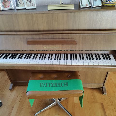 Weinbach piano