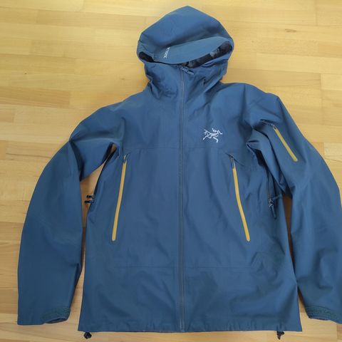 Arcteryx Gore tex jakke Str L