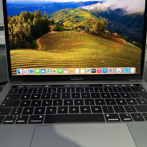 MacBook Pro 13 2018 i7, 16 GB, 512 GB, Fire stk. Thunderbolt 3