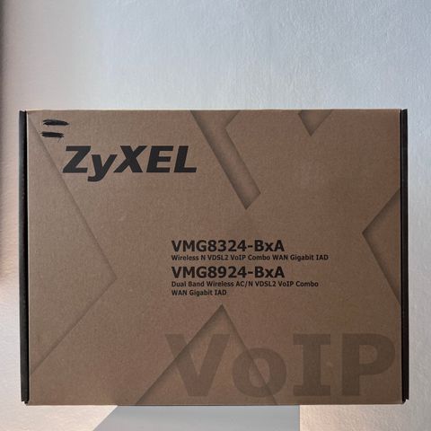 2 stk ruter + 1 stk modem ZyXel og Telenor