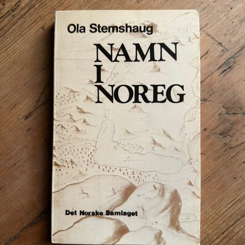 «Namn i Noreg»/ Ola Stemshaug