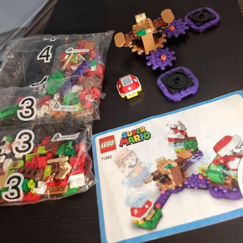 Lego super mario 71382