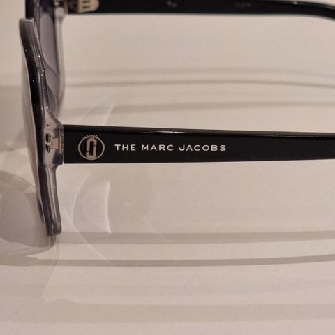 THE MARC JACOBS