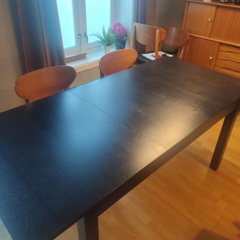 IKEA Sort Spisebord