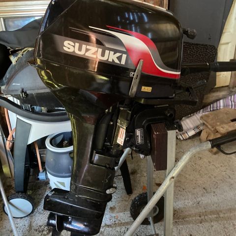 Suzuki 9,9/15hk Lang stamme DT 9,9 2005 MOD. selges i delerDE