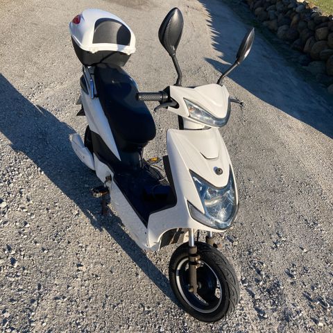 El scooter cpi