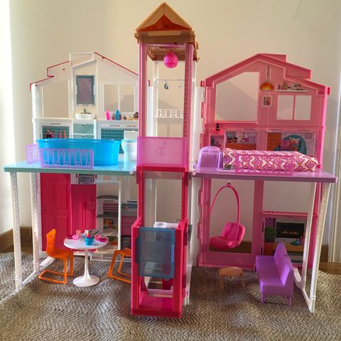 Barbie hus 3 etasjer