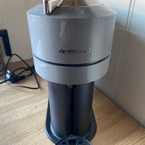 Nespresso kaffemaskin selges