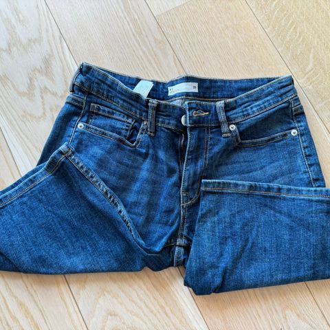 Denim strech kortbukse størrelse 29