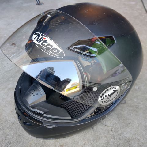 Nitro motorsykkel hjelm. Str M