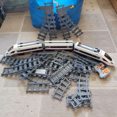 Lego City High Speed Train plus ekstra 60205 tracks