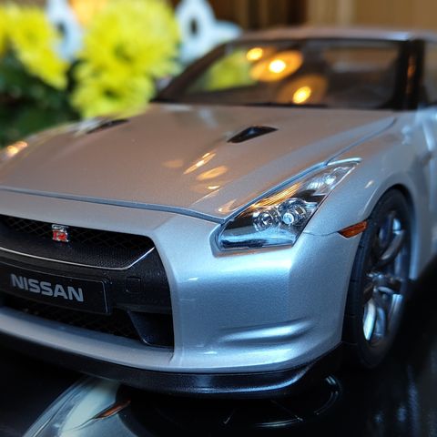 Nissan GT-R R35 Premium Edition 1/18 Kyosho