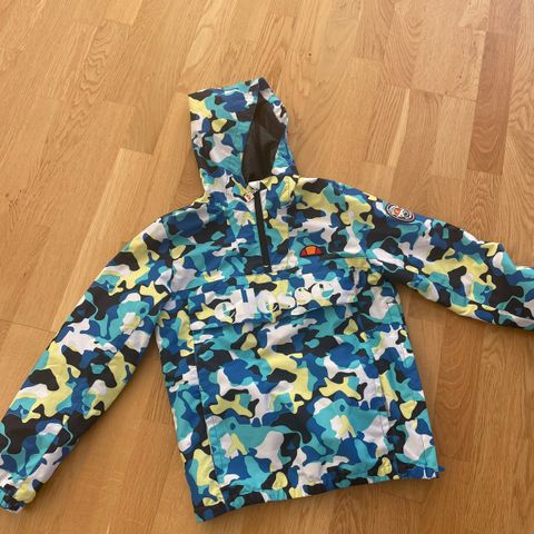 Ellesse Anorakk Str 10-12 år