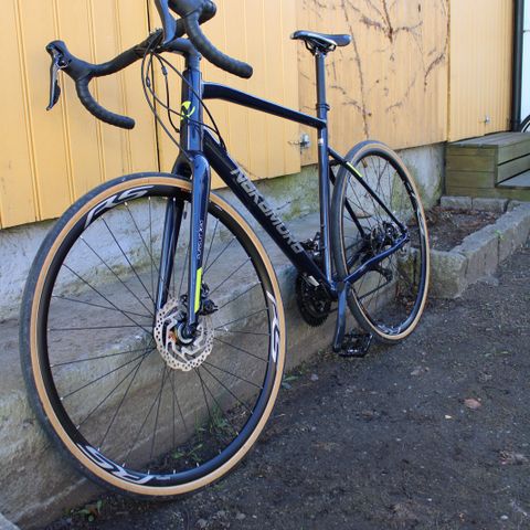 Nakamura Pursuit X30 Gravel sykkel