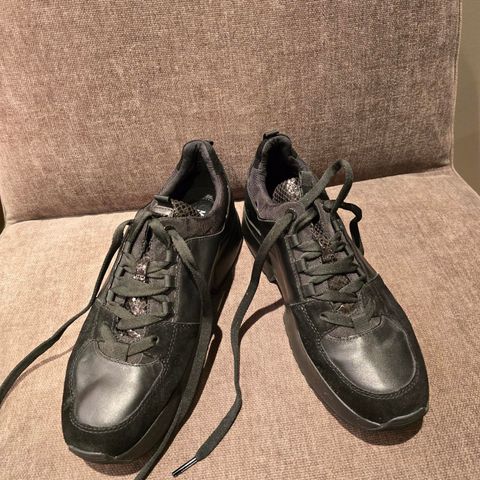 Nye Michael Kors sneakers str 40