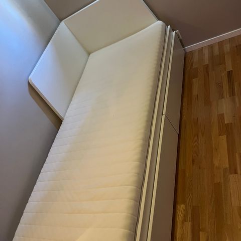 Ikea Flekke dagseng med 2 skuffer/2 madrasser