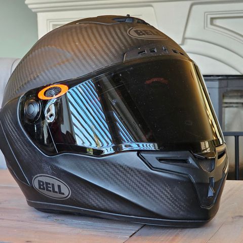 Bell Race Star matte carbon XL