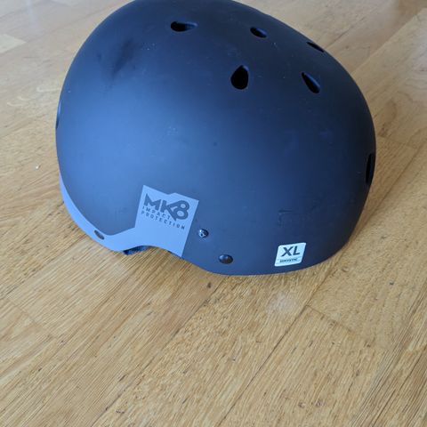 Mystic MK8 X Hjelm (XL - New Black) til vannsport selges