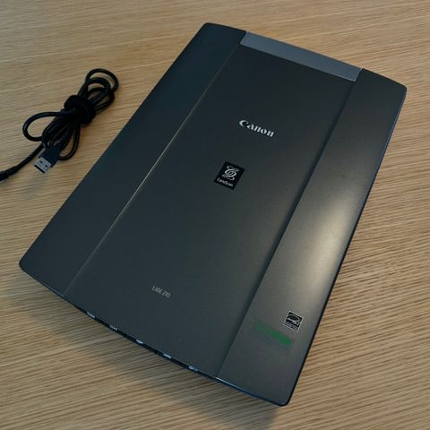 Canon LIDE 210 scanner selges