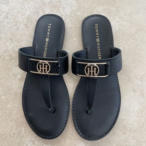 Sandaler Tommy Hilfiger Str 38 svarte