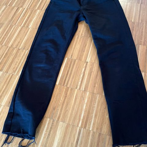 Sorte Jeans fra Envii, straight cut - som ny - brukt en gang