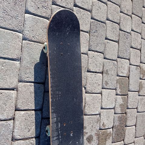 Tony Hawk skate board