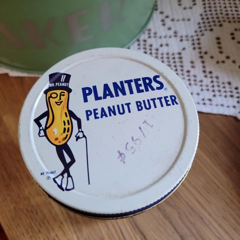 Vintage glass.  Reklame. Mr. Peanut. Planters peanut butter