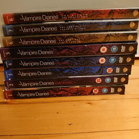 Vampire Diaries komplett serie