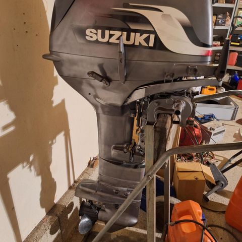 Suzuki DT20 selges i deler