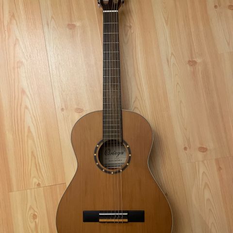 Ortega guitar, 3/4 R122L -3/4, Lefthand !!, very good sound