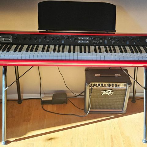 Korg SV-1 Stage Piano 88 m. stativ