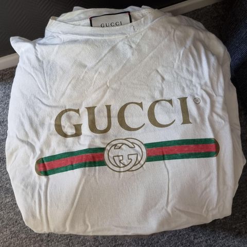 Gucci logo-print t-skjorte i bomull