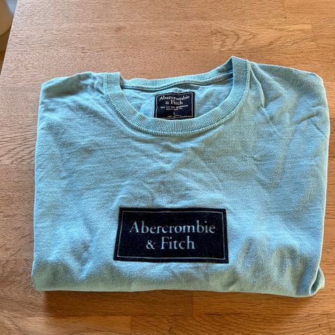 T-skjorte fra Abercrombie & Fitch strl L