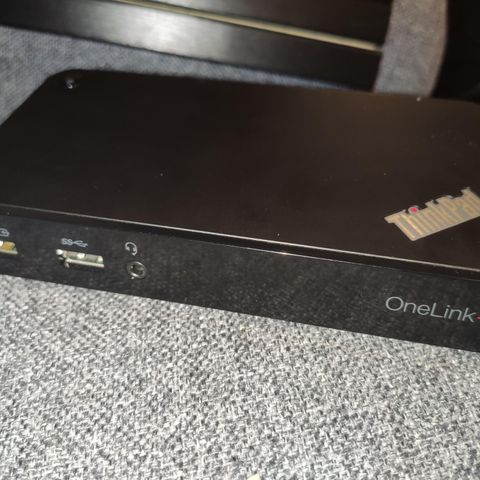 ThinkPad OneLink+ dock
