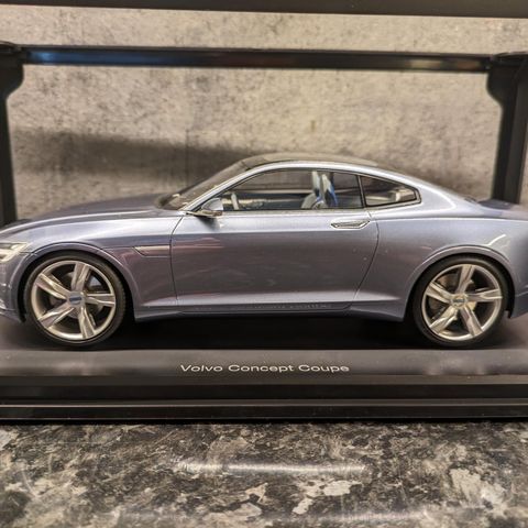 Volvo Concept Coupe - 2013 modell - DNA Collectibles - Limited Edition - 1:18