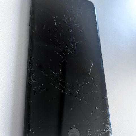 iPhone 7 Plus svart 128 GB lagring