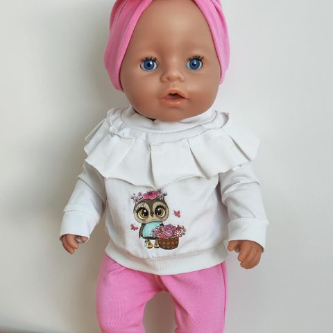 Nye dukkeklær til Baby born dukke