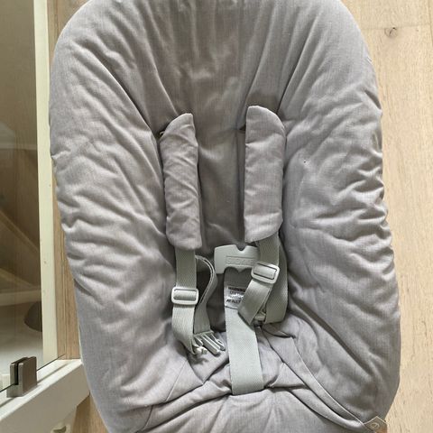 Newborn-sete til Stokke tripp trapp stol
