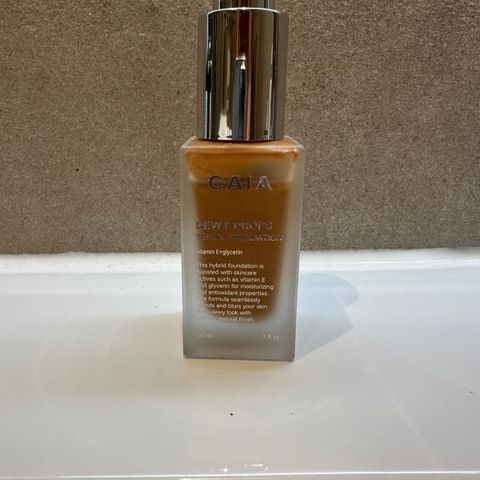 Caia dewy drops