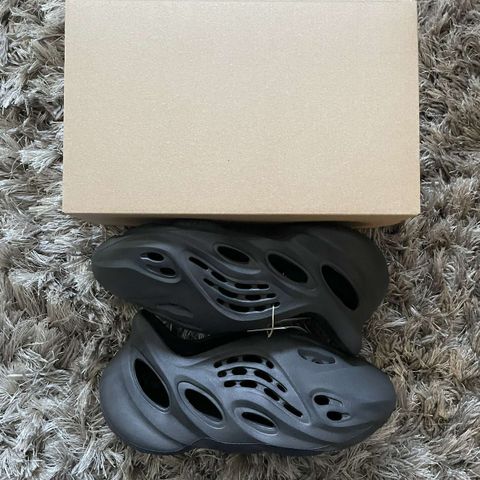 Yeezy Foam Runner Onyx