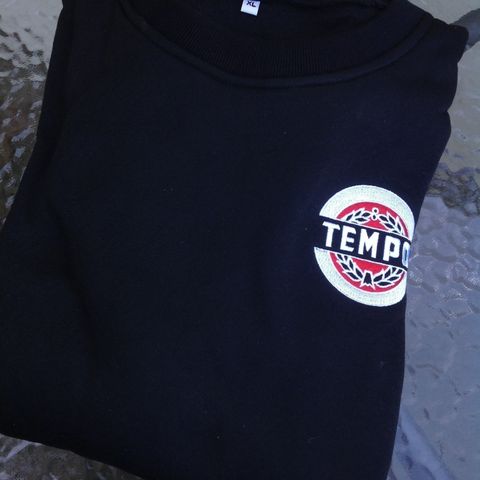 TEMPO - Genser, Jakke, Pique skjorte og Caps