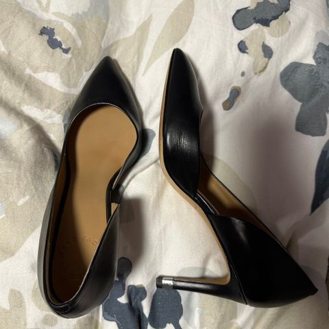 Marc Jacobs pumps