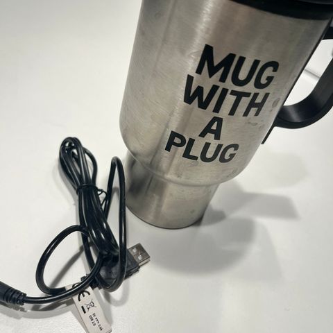 kop mug with a plug - for å bruke i bilen